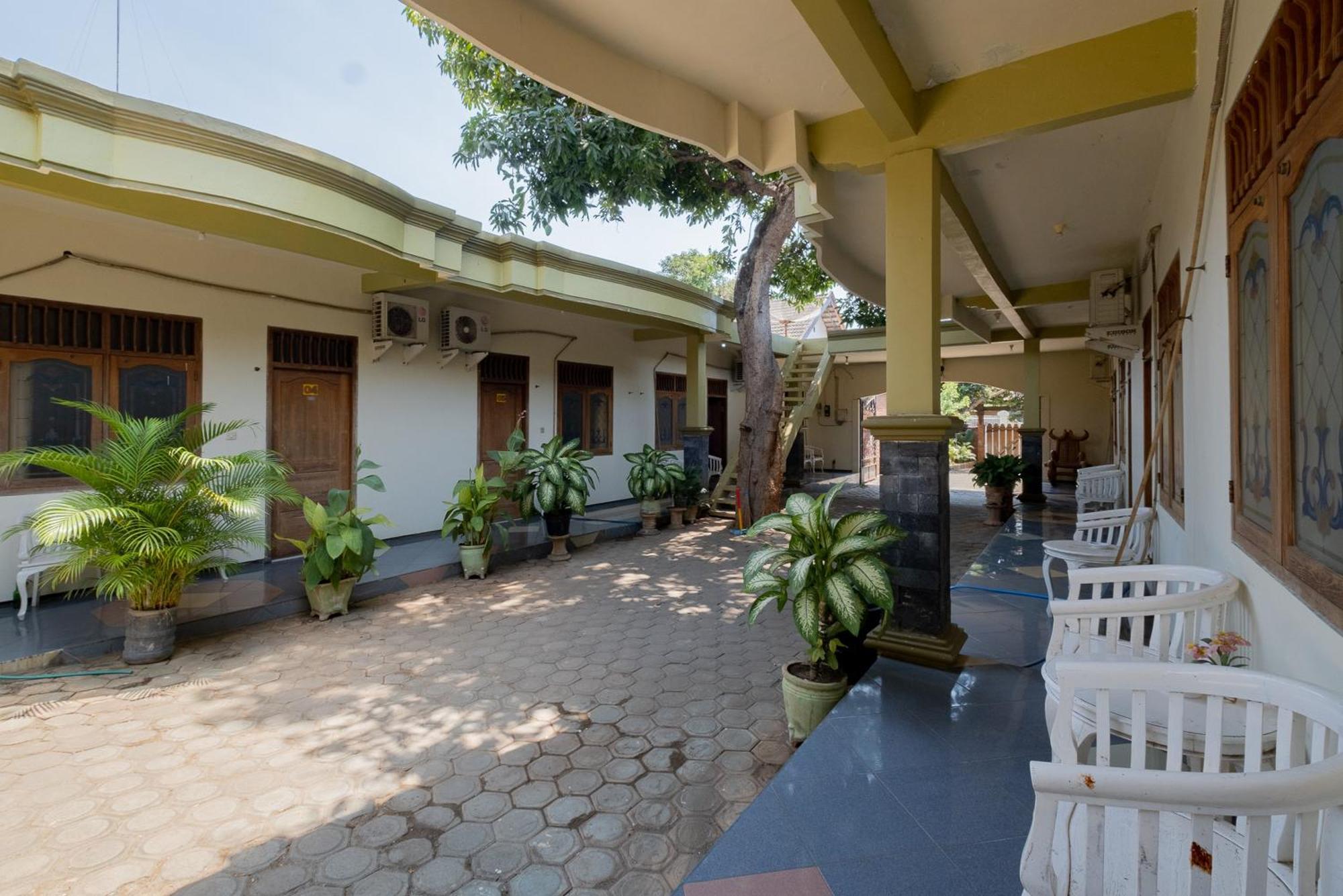 Reddoorz Syariah At Jalan Sunan Giri Tuban Tuban  المظهر الخارجي الصورة