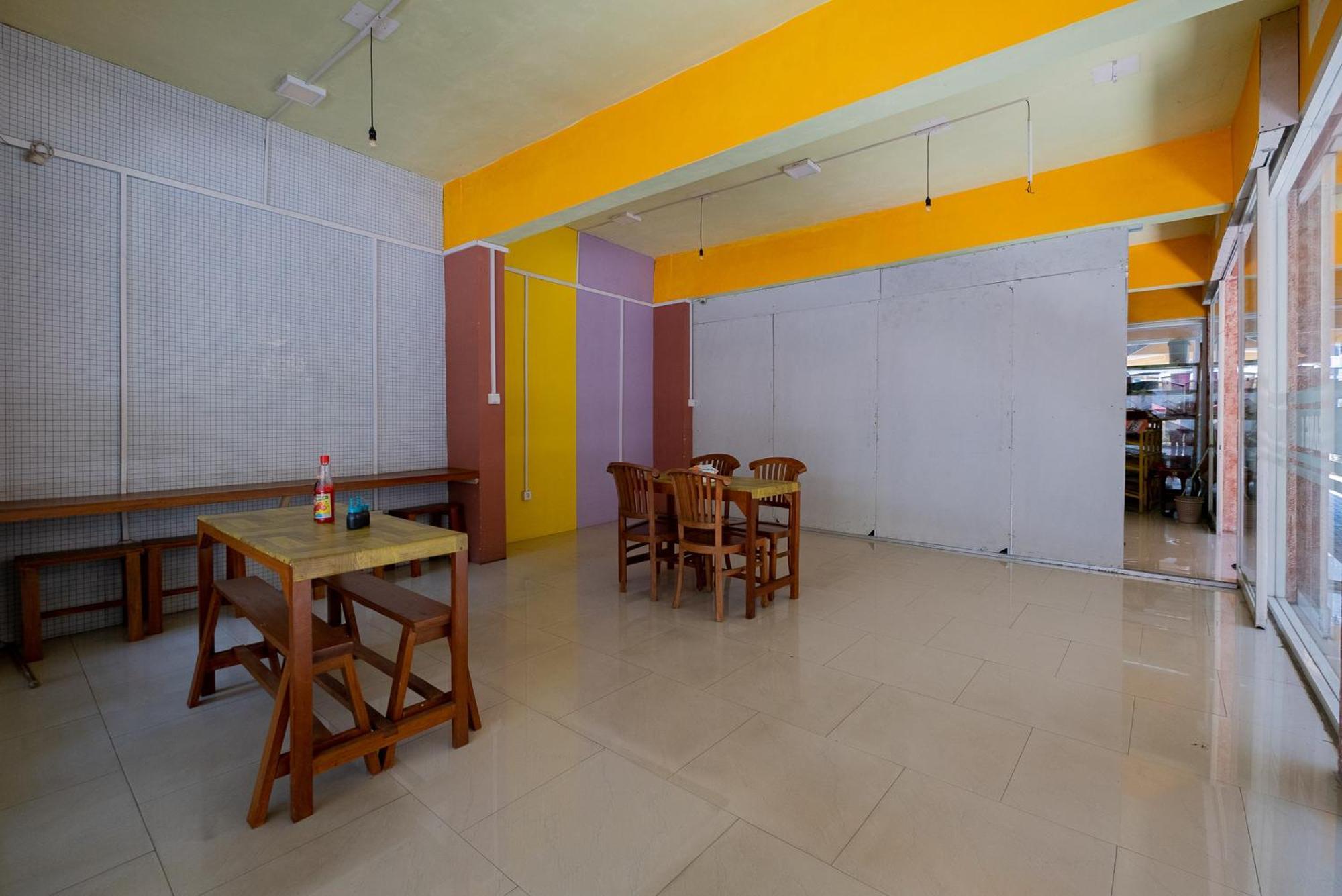 Reddoorz Syariah At Jalan Sunan Giri Tuban Tuban  المظهر الخارجي الصورة